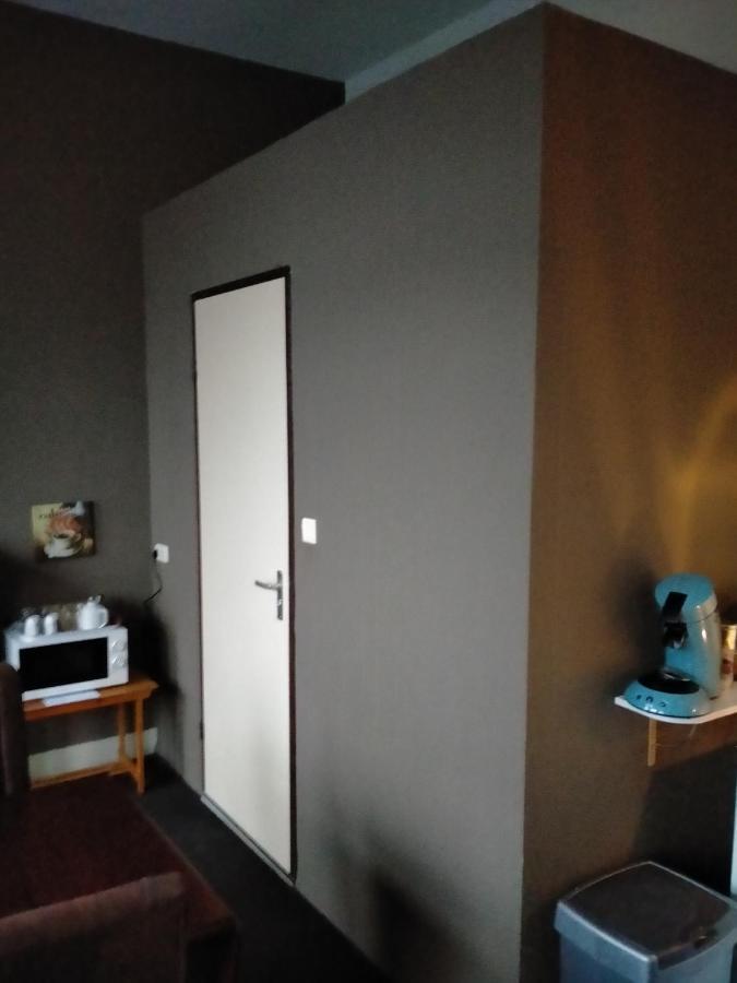 Bed and Breakfast Op De Burg Венло Экстерьер фото