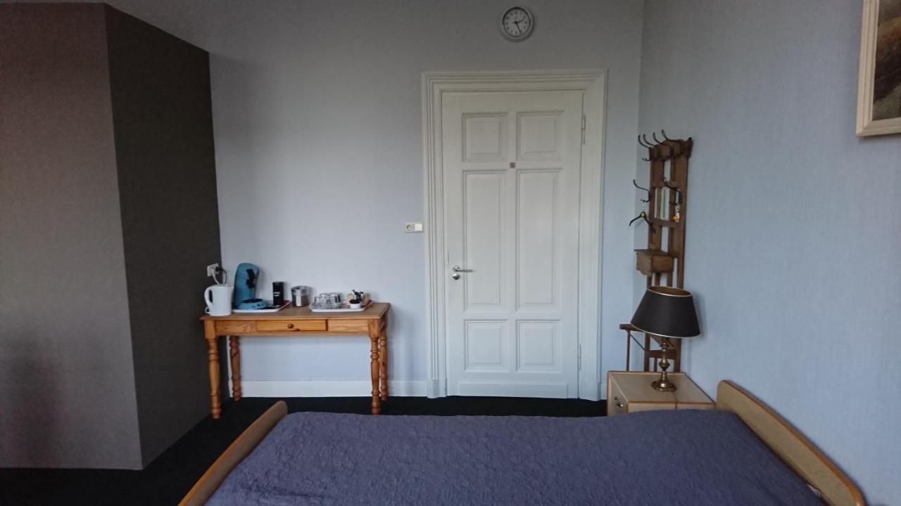 Bed and Breakfast Op De Burg Венло Экстерьер фото
