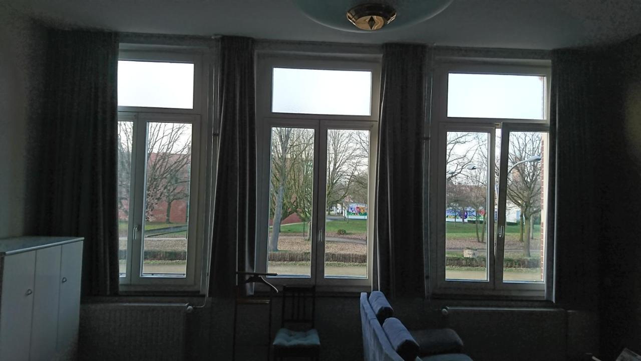 Bed and Breakfast Op De Burg Венло Экстерьер фото