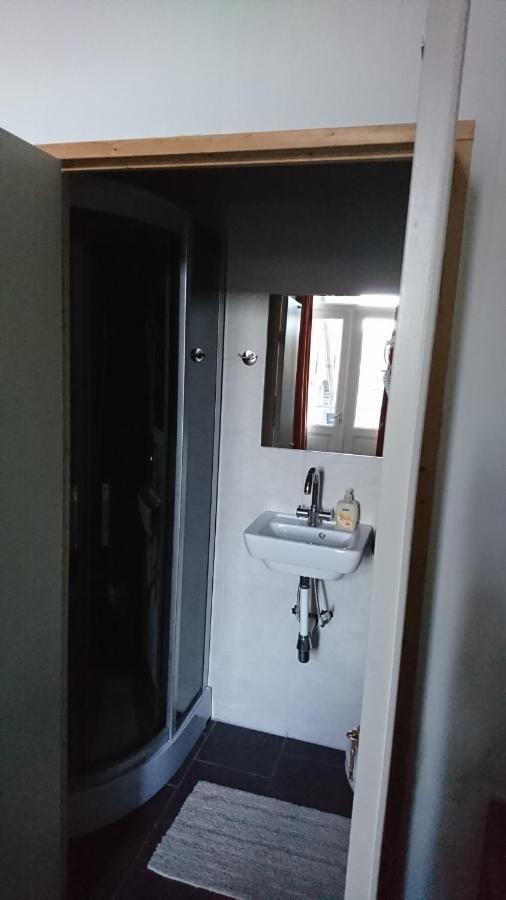 Bed and Breakfast Op De Burg Венло Экстерьер фото