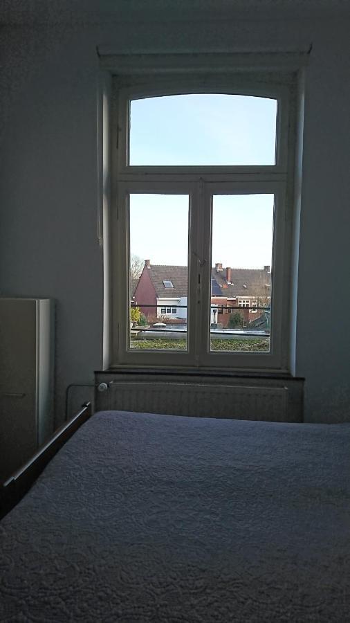 Bed and Breakfast Op De Burg Венло Экстерьер фото